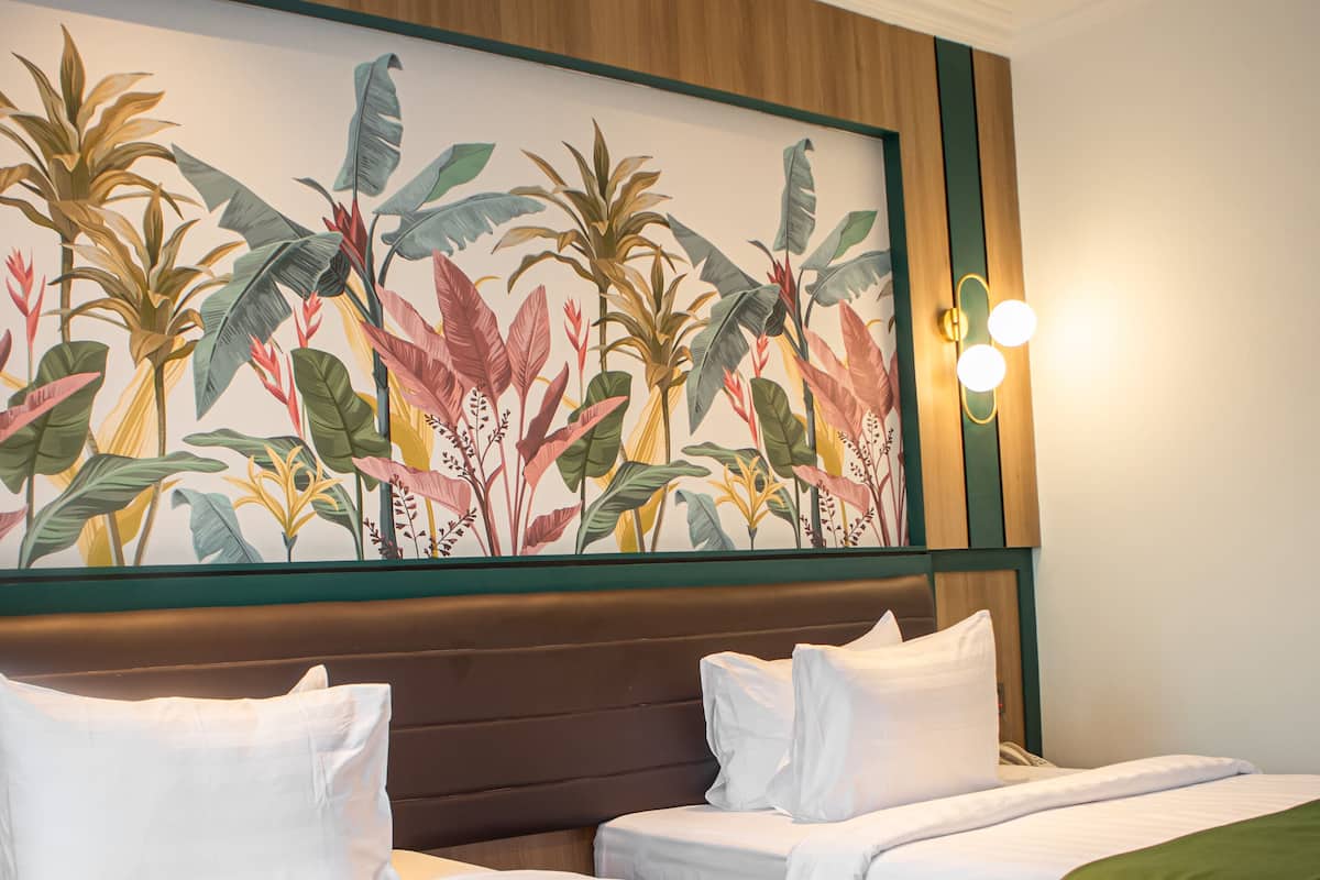 Standard Twin Room | In-room safe, desk, laptop workspace, free WiFi