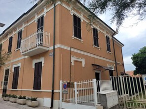 Exterior - Grandpa Robi's beach house (Fano)