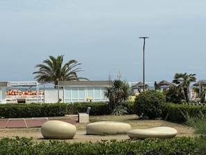 Property grounds - Grandpa Robi's beach house (Fano)