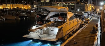 EXCLUSIVE YACHT MOORED IN DOWNTOWN TRIESTE