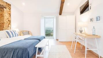 1 bedroom, WiFi, bed sheets