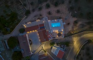 Exterior - 'Room 3' with Shared Pool (Fortios)