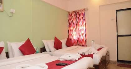 Anil Guest House Santacruz East