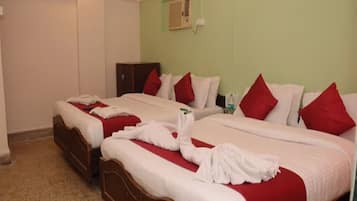 Deluxe Quadruple Room | Free WiFi