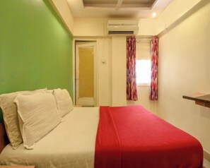 Deluxe Double Room | Free WiFi