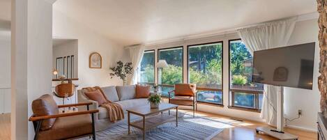 Télévision, espaces bureaux