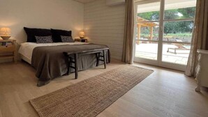 3 chambres, fer et planche à repasser, Wi-Fi gratuit, draps fournis