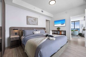 2 habitaciones, tabla de planchar con plancha, cuna de viaje y wifi 