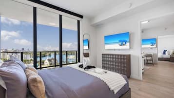 2 slaapkamers, een strijkplank/strijkijzer, reisbedje, wifi