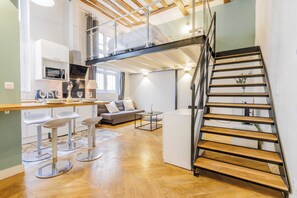 Apartment | Living area