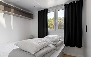 Classic Cottage | Free WiFi - First Camp Skara - Sommarland (Axvall)