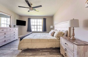 3 bedrooms, iron/ironing board, travel cot, WiFi