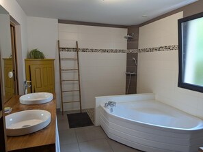 Hair dryer - Elegant house with private pool, enclosed garden, pets allowed (Soyaux)