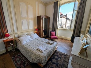 2 chambres, Wi-Fi gratuit, draps fournis