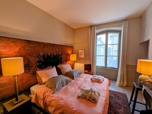 1 chambre, Wi-Fi gratuit, draps fournis