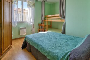 3 camere, ferro/asse da stiro, Wi-Fi