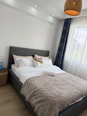 1 bedroom, iron/ironing board, Internet, bed sheets