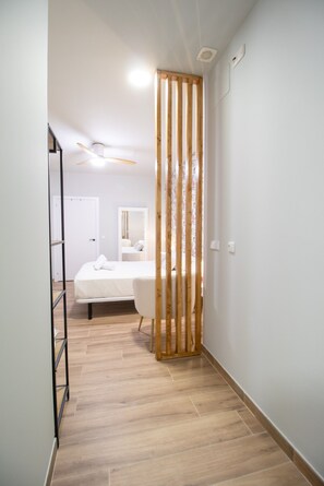 Iron/ironing board, free WiFi, bed sheets - Suite Parque del Turia by Concept Flats (Valencia)