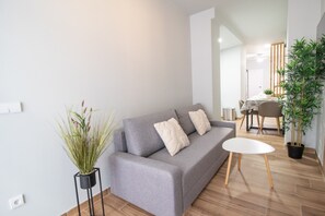 TV - Suite Parque del Turia by Concept Flats (Valencia)