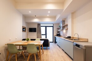 Dining - Porto by Concept Flats (Valencia)