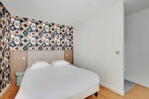 Apartment | 4 Schlafzimmer, laptopgeeigneter Arbeitsplatz, Bügeleisen/Bügelbrett