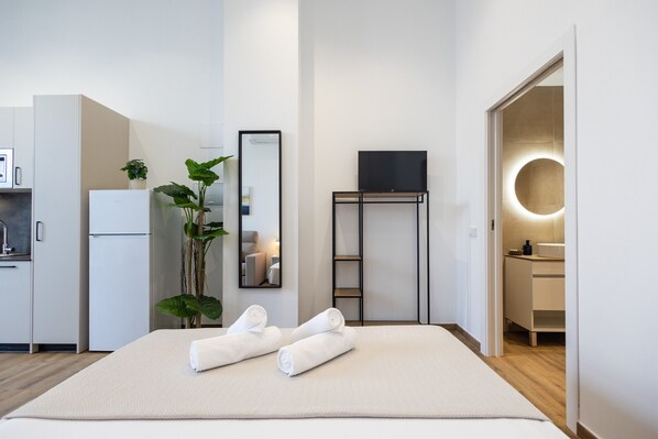 Iron/ironing board, free WiFi, bed sheets - Les Arts Plaza C by Concept Flats (Valencia)