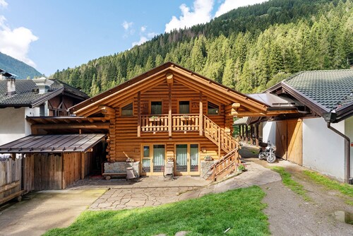 Room 'Lavanda' with Mountain View, Shared Garden and Wi-Fi