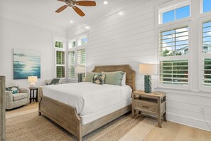 4 makuuhuonetta, silitysrauta/-lauta, ilmainen Wi-Fi, vuodevaatteet