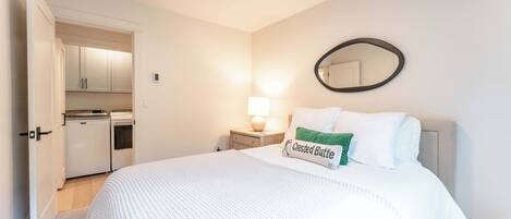 3 bedrooms, iron/ironing board, travel crib, WiFi