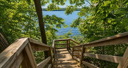 Private Keuka Lake Access | Dock | FLX Wineries