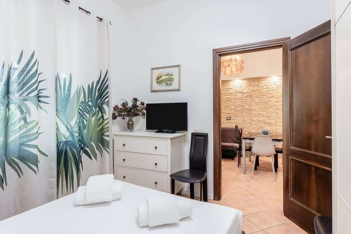 1 bedroom, iron/ironing board, free WiFi, bed sheets