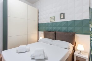 1 bedroom, iron/ironing board, free WiFi, bed sheets