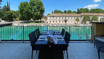 Ristorazione all'aperto