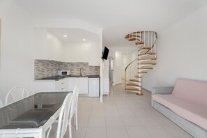 TV - Vacation 'Michelangelo Resort 126' with Shared Pool, Shared Garden and Air Conditioning (San Miguel de Abona)