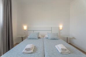 2 bedrooms, iron/ironing board, bed sheets - Vacation 'Michelangelo Resort 215' with Shared Pool, Shared Garden and Air Conditioning (San Miguel de Abona)