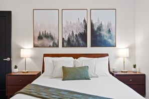 14 bedrooms, desk, iron/ironing board, free WiFi