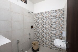 Bathroom - Hotel Shubhshree (Indore)