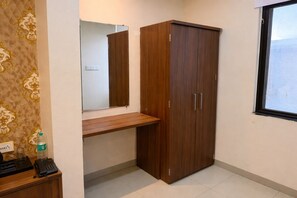 Executive Room - Hotel Shubhshree (Indore)