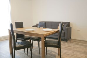 Dining - Sant'Avendrace: Spacious Apt. 3 bedrooms, 2 baths (Cagliari)