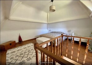 4 Schlafzimmer, Bügeleisen/Bügelbrett, kostenloses WLAN, Bettwäsche