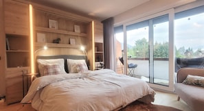 1 bedroom, free WiFi, bed sheets