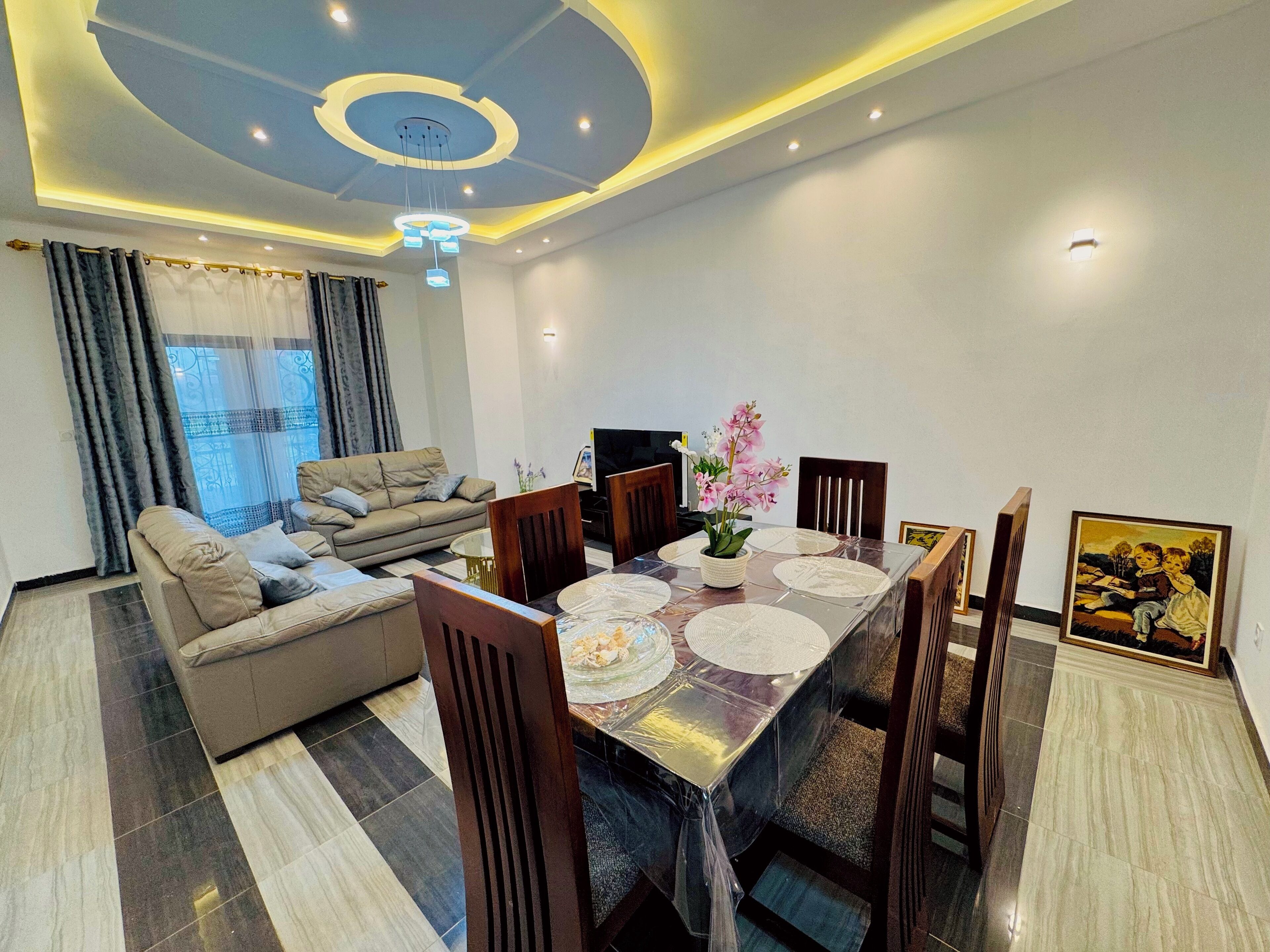 Appartement Penthouse, balcon, vue sur la ville | Aire de séjour