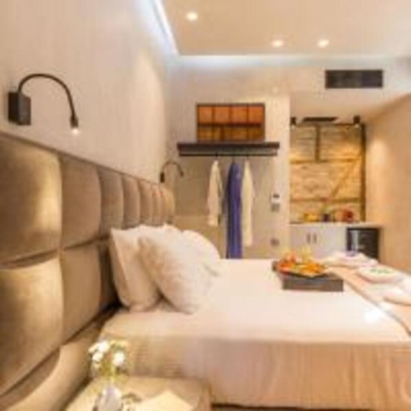 4 bedrooms