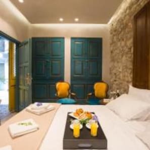 Suite, Smoking | 4 bedrooms