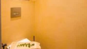 House, Smoking | 4 bedrooms, soundproofing