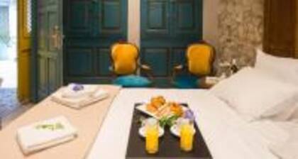 Libretto Suites