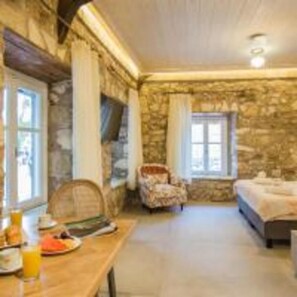 Suite, Smoking | 2 bedrooms