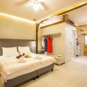 Suite, Smoking | 2 bedrooms