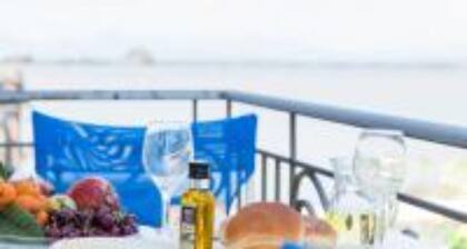 Seaview Kaposantes Apartments