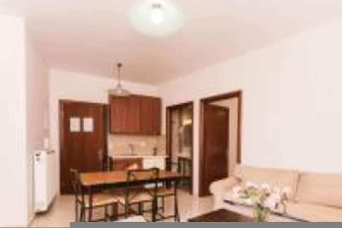 House, Smoking | 8 bedrooms, soundproofing